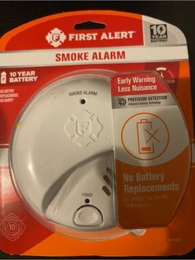 First Alert Smoke Alarm - White